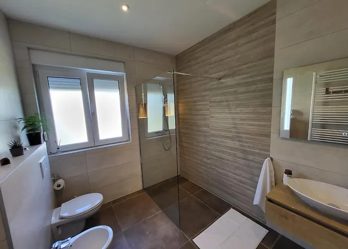 Melisa 아파트 풀라