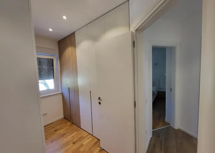 Melisa 아파트 풀라